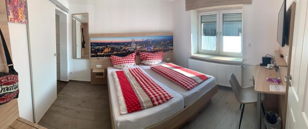 פולהיים Abtei Apartment Brauweiler מראה חיצוני תמונה